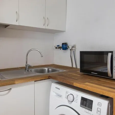 Lovelystay - Lx Spacious With Patio * Lisboa