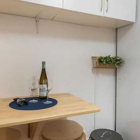 Appartement Lovelystay - Lx Spacious With Patio Lissabon