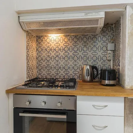 Lovelystay - Lx Spacious With Patio * Lisboa