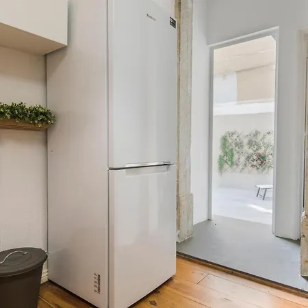 Apartman Lovelystay - Lx Spacious With Patio *